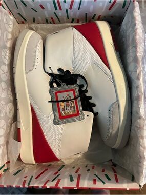 Jordan 2 Retro SE Nina Chanel Abney sneakers